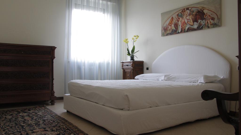 Casa Farinati Διαμέρισμα Βερόνα Δωμάτιο φωτογραφία